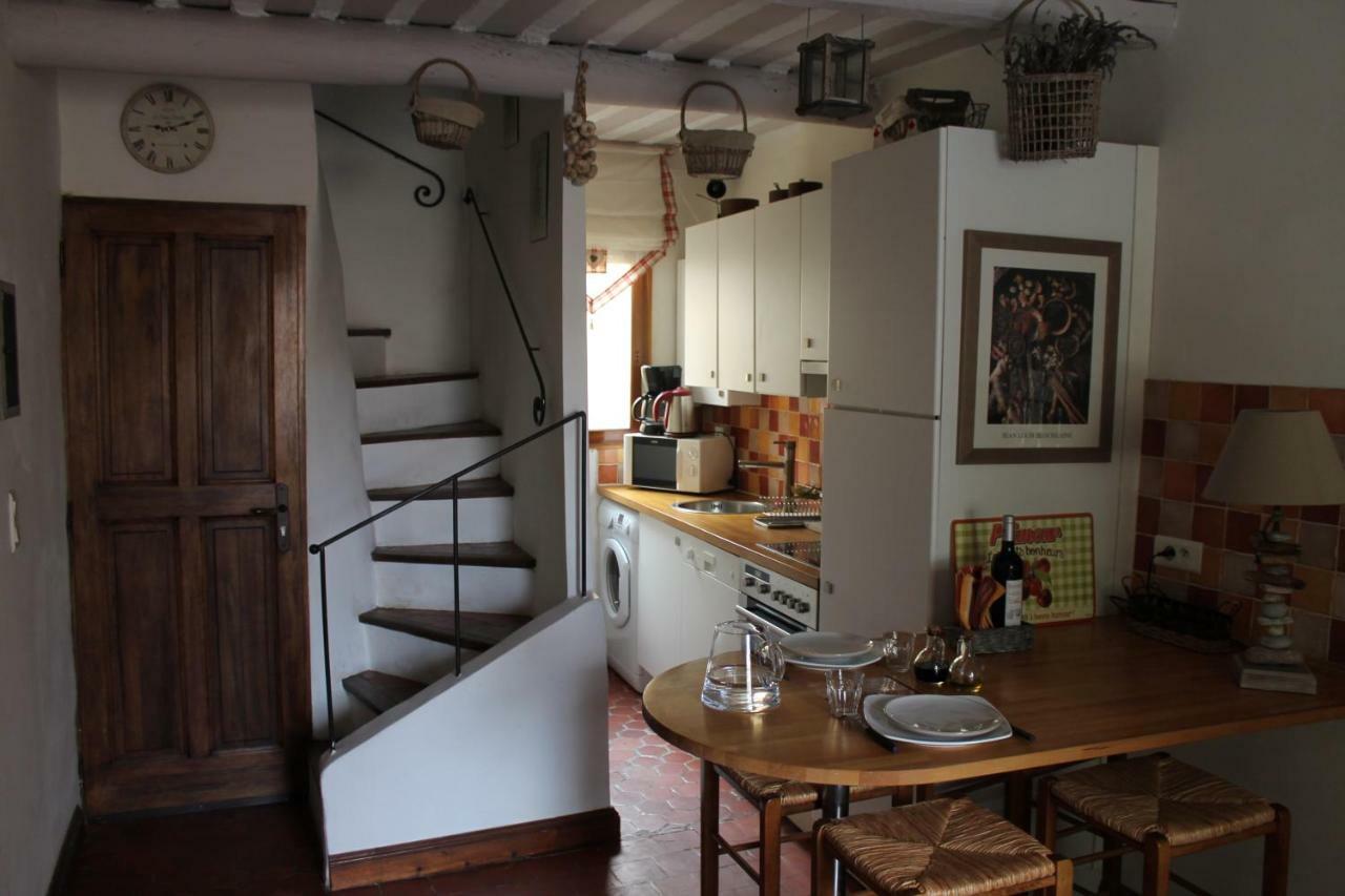 Duplex En Plein Centre Leilighet LʼIsle-sur-la-Sorgue Eksteriør bilde